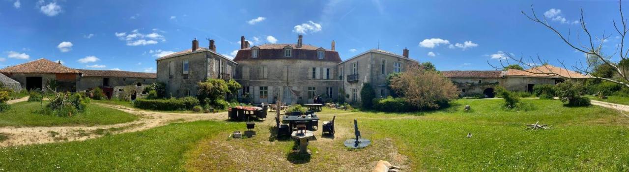 Eco Logis De Chantegrolle Champagne-Mouton Bagian luar foto