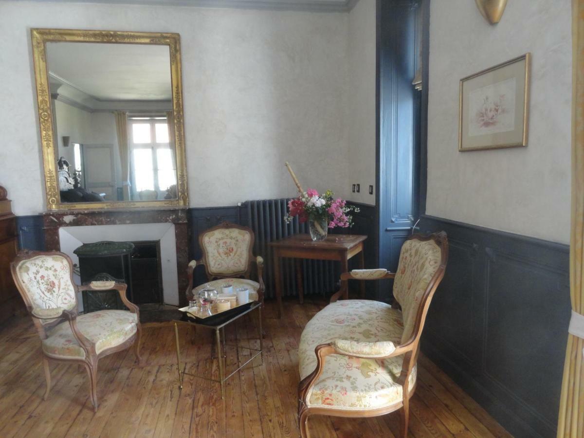 Eco Logis De Chantegrolle Champagne-Mouton Bagian luar foto
