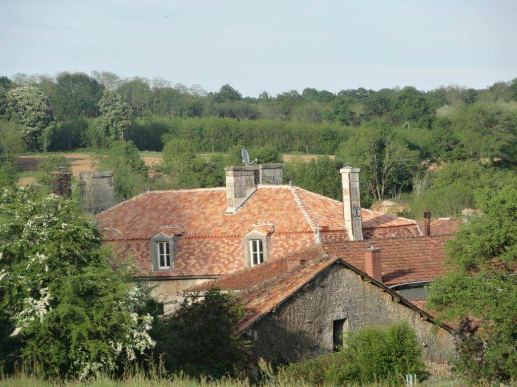 Eco Logis De Chantegrolle Champagne-Mouton Bagian luar foto